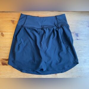 Athleta Run With It 16” Skort